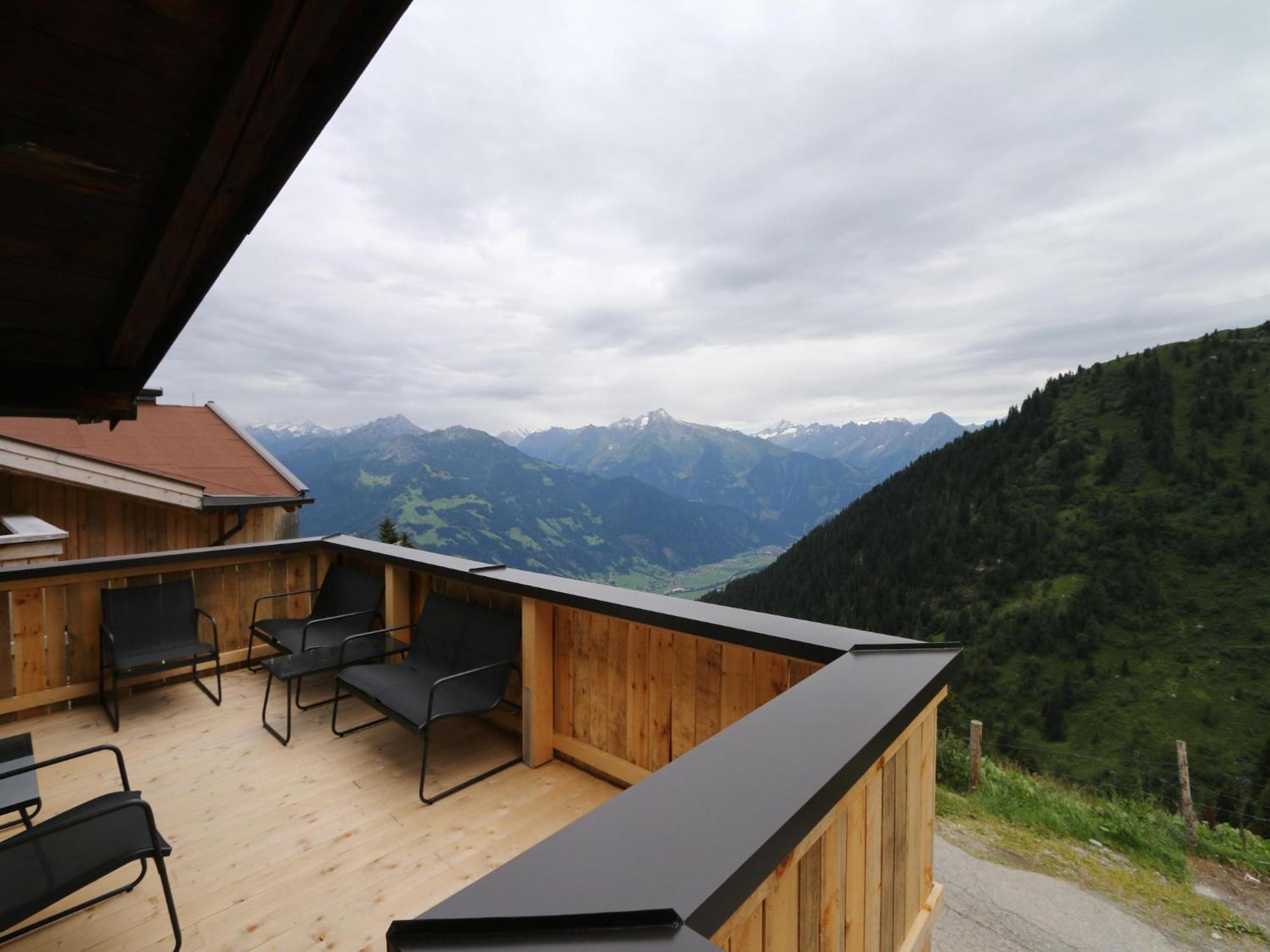 New Holiday Home On The Alm With Terrace And Balcony Zellberg Buitenkant foto
