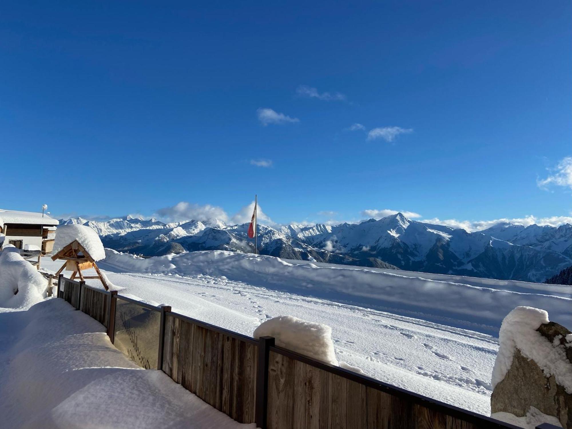 New Holiday Home On The Alm With Terrace And Balcony Zellberg Buitenkant foto